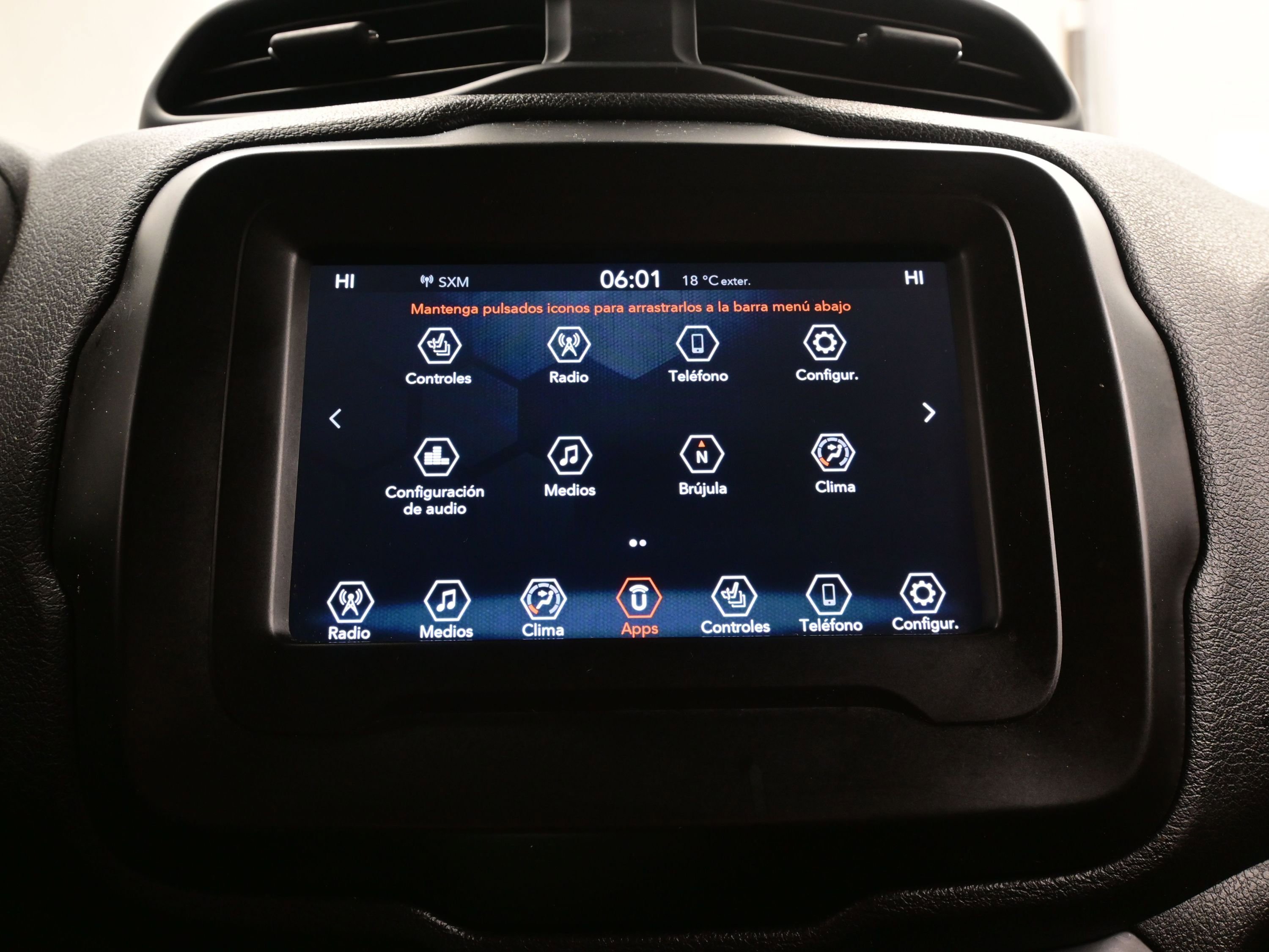 Used 2019 Jeep Renegade Latitude w/ Cold Weather Group image 19