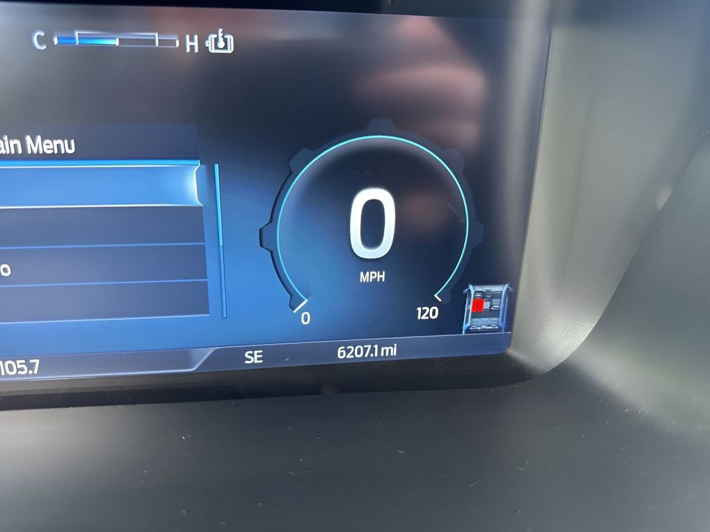 Used 2025 Ford F150 Lightning XLT AWD/4WD image 26
