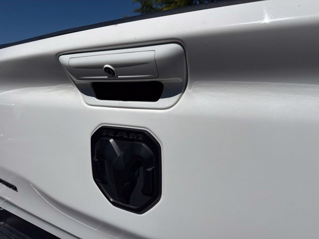 Used 2022 RAM 1500 Limited AWD/4WD image 13