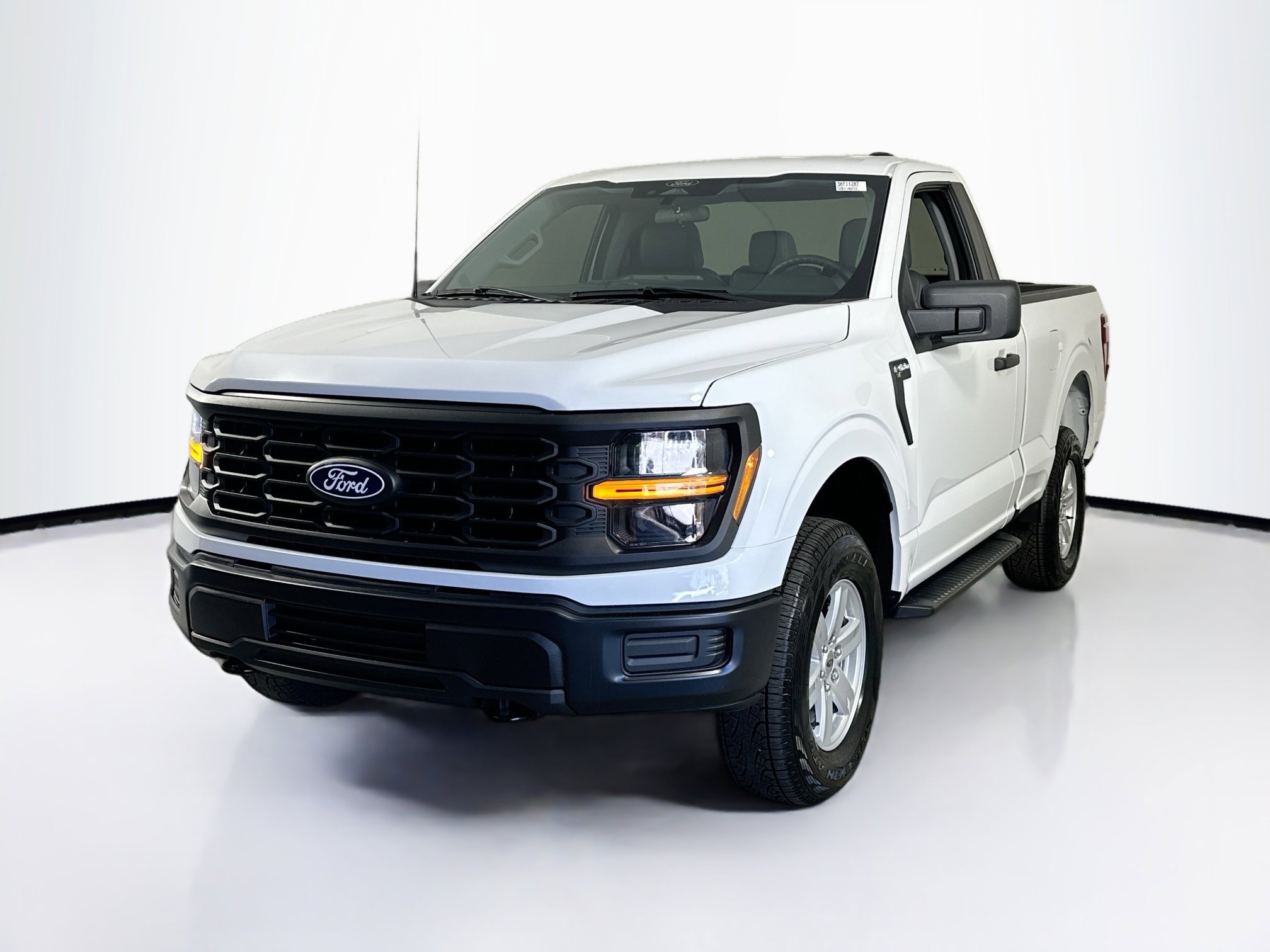 Used 2025 Ford F150 XL image 1