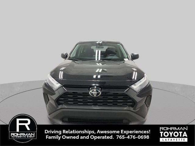 Used 2024 Toyota RAV4 LE AWD/4WD image 10