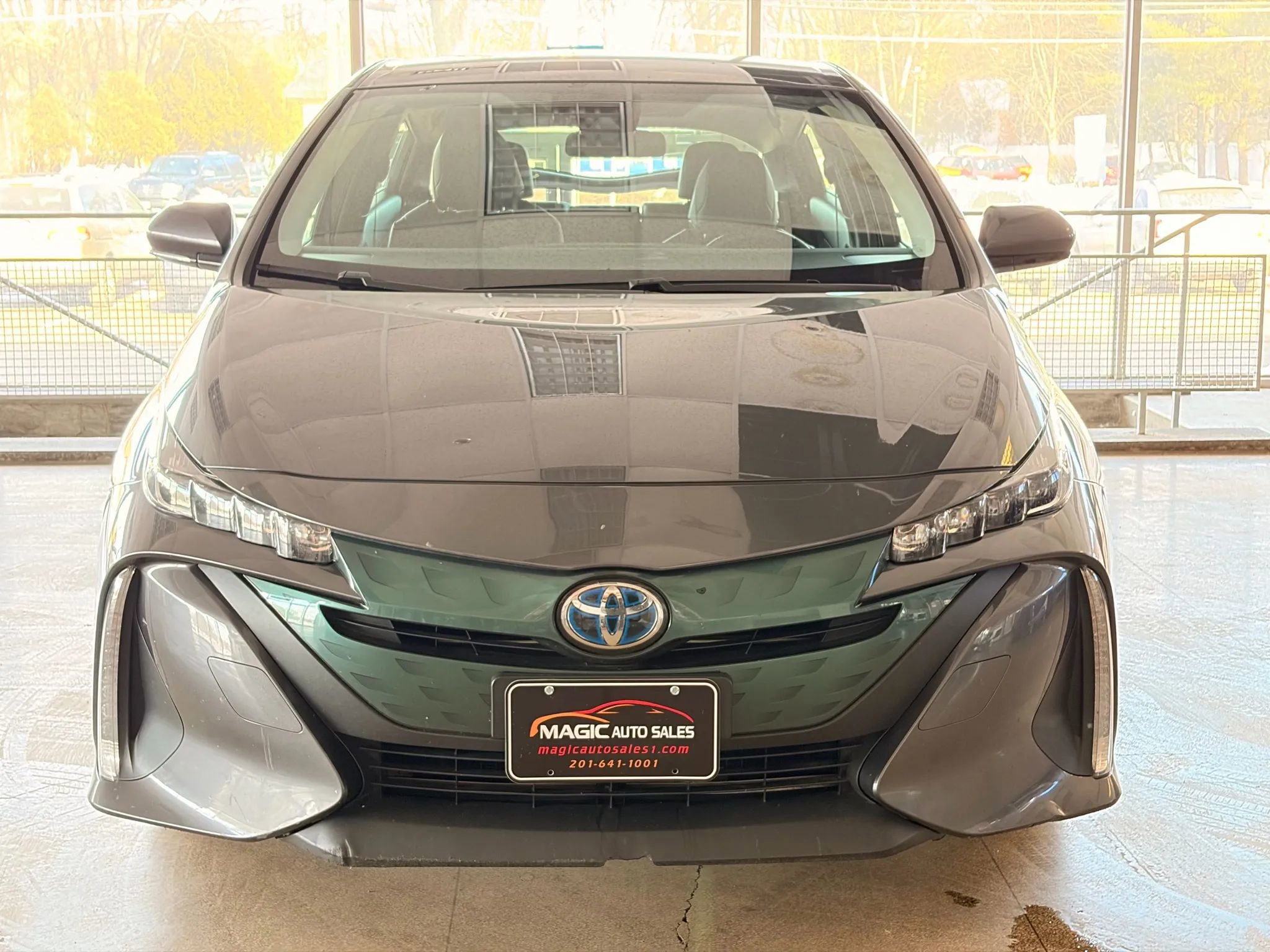 Used 2017 Toyota Prius Prime Premium FWD image 50