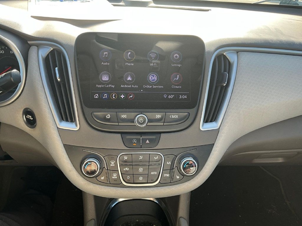 Used 2022 Chevrolet Malibu LT FWD image 16