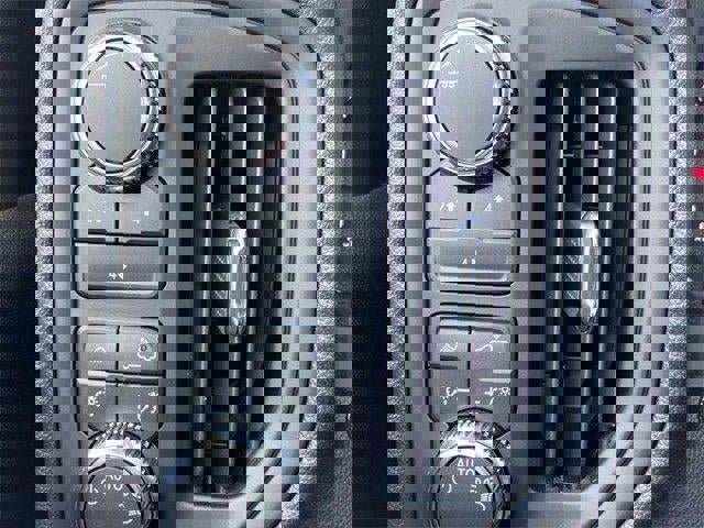 New 2024 GMC Sierra 3500 Pro w/ Convenience Package image 34