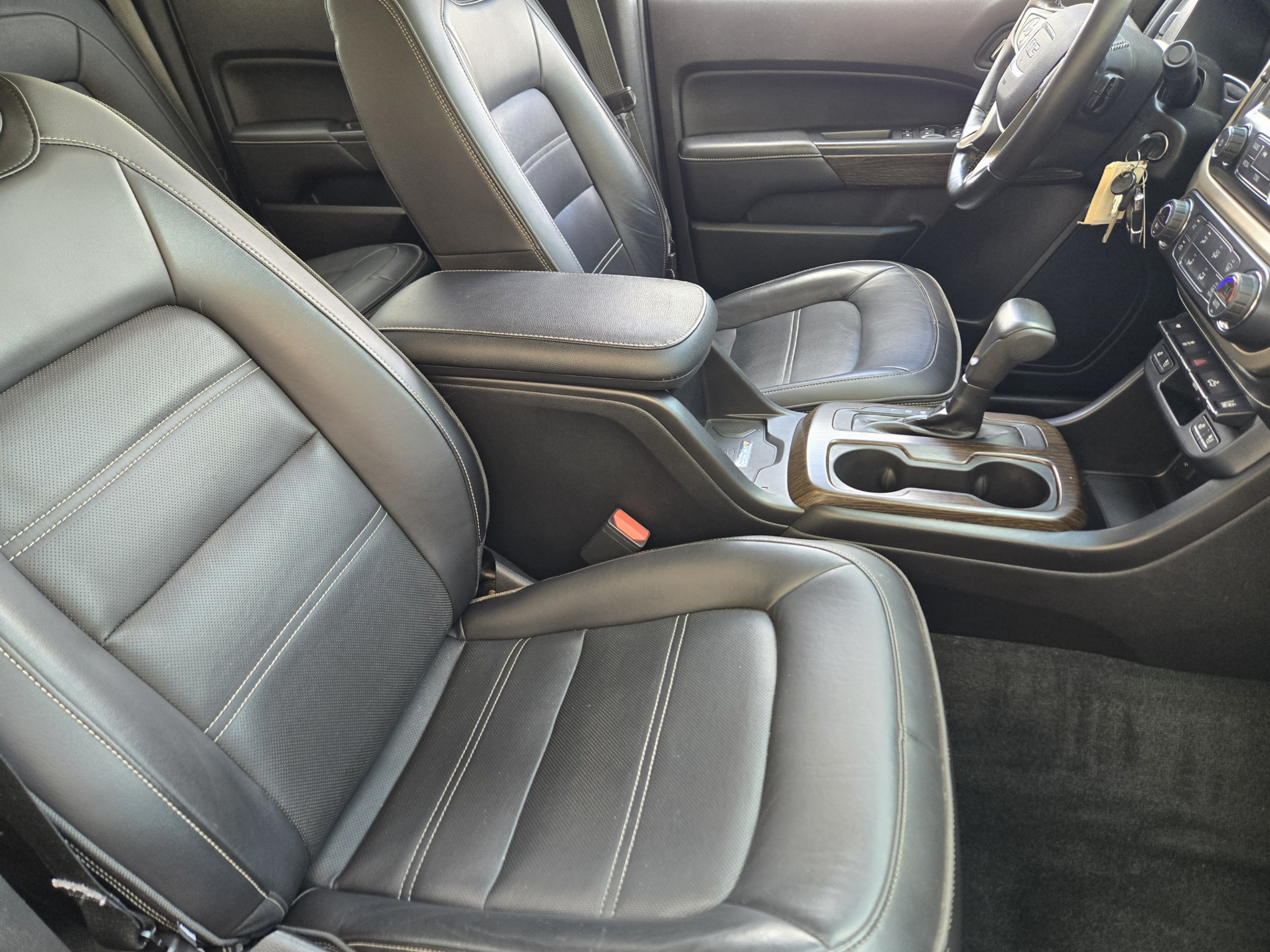 Used 2018 GMC Canyon Denali AWD/4WD image 12