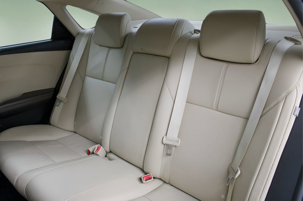 Used 2016 Toyota Avalon XLE Plus FWD image 20