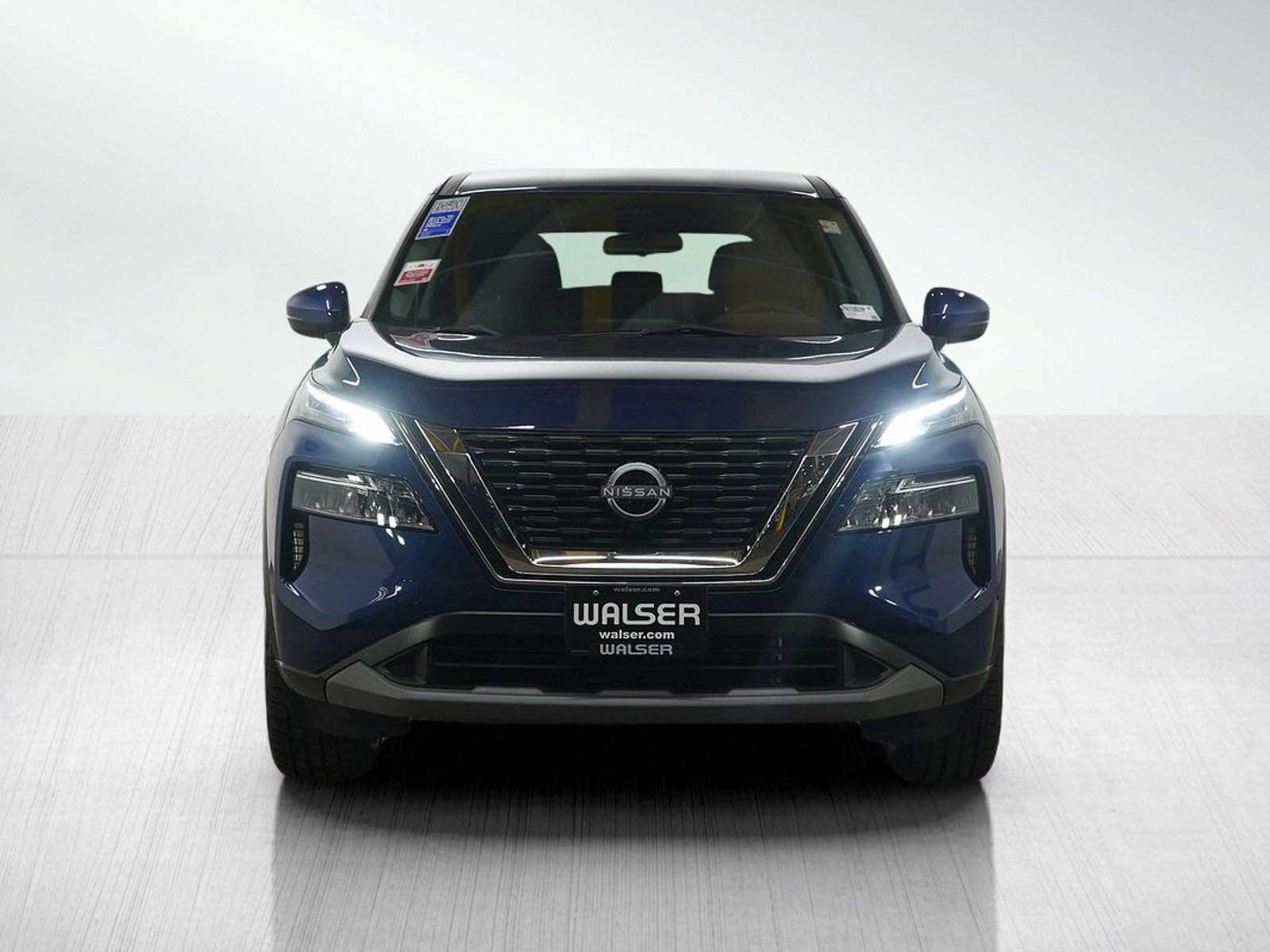 Used 2022 Nissan Rogue SV image 9