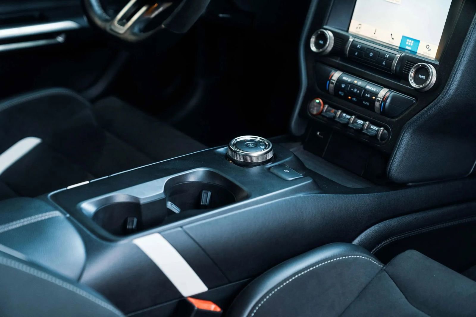 Used 2020 Ford Mustang Shelby GT500 w/ Technology Package image 17