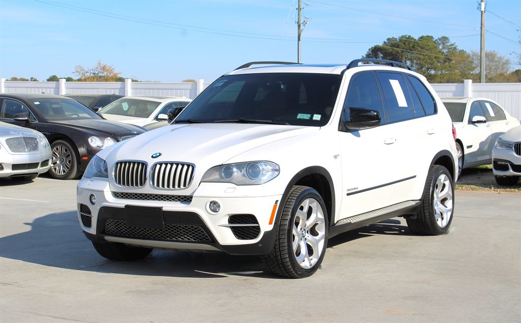 Used 2012 BMW X5 xDrive35d image 3