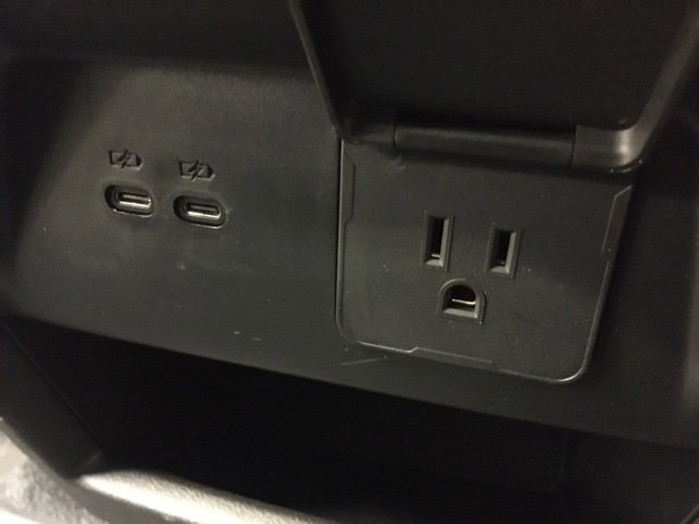 Used 2024 Chevrolet Traverse RS w/ LPO, Floor Liner Package image 19