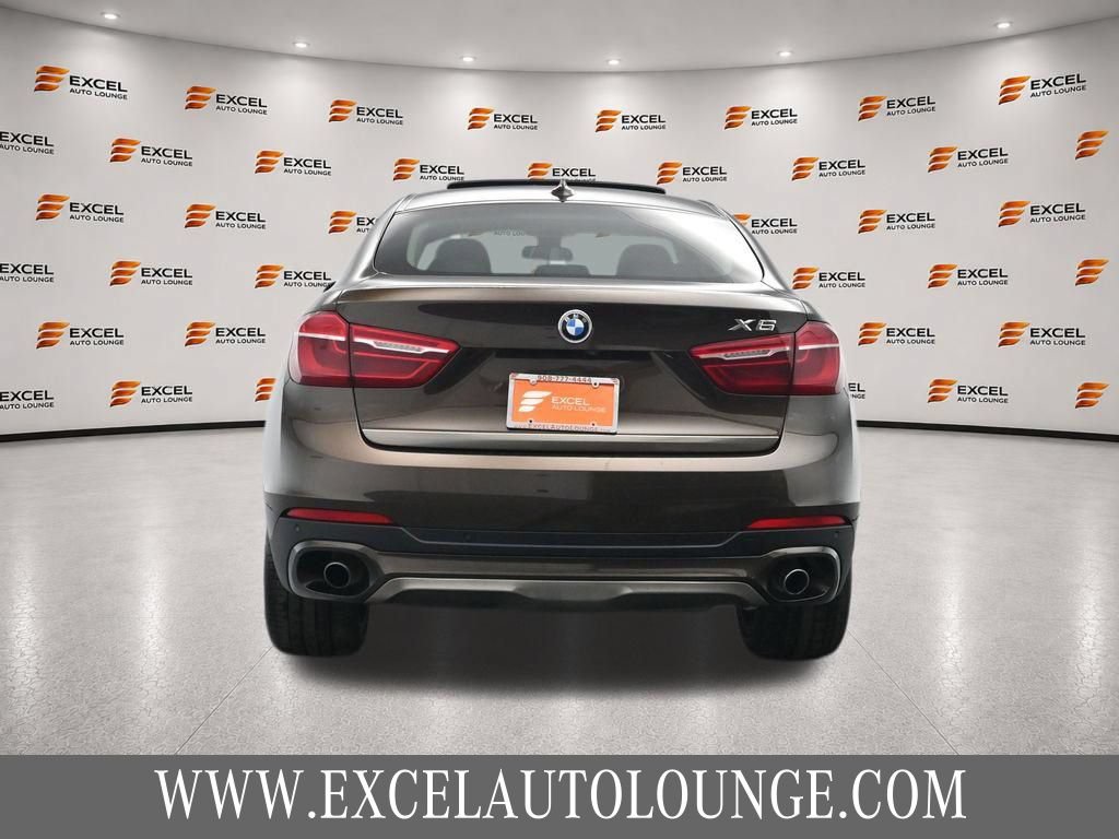 Used 2017 BMW X6 xDrive35i w/ Premium Package Enhanced AWD/4WD image 4