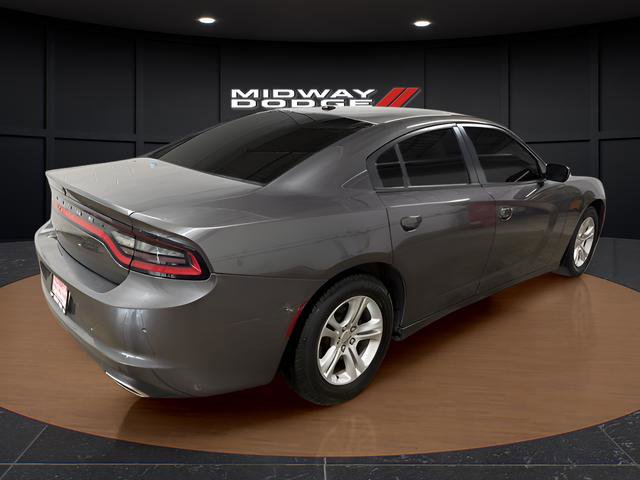 Used 2021 Dodge Charger SXT w/ Leather Interior Group RWD image 4