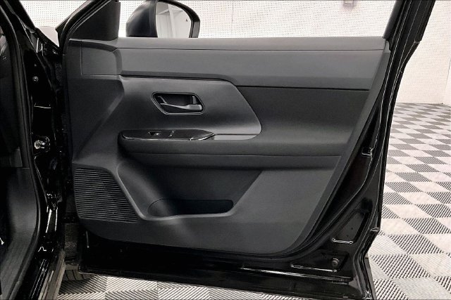New 2027 Nissan Kicks S FWD image 35
