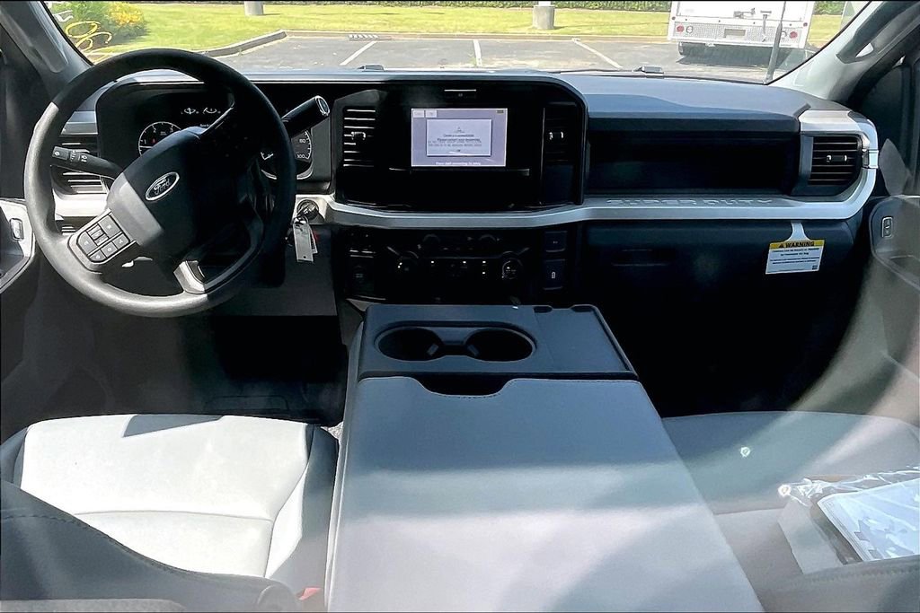 New 2025 Ford F450 XL image 5