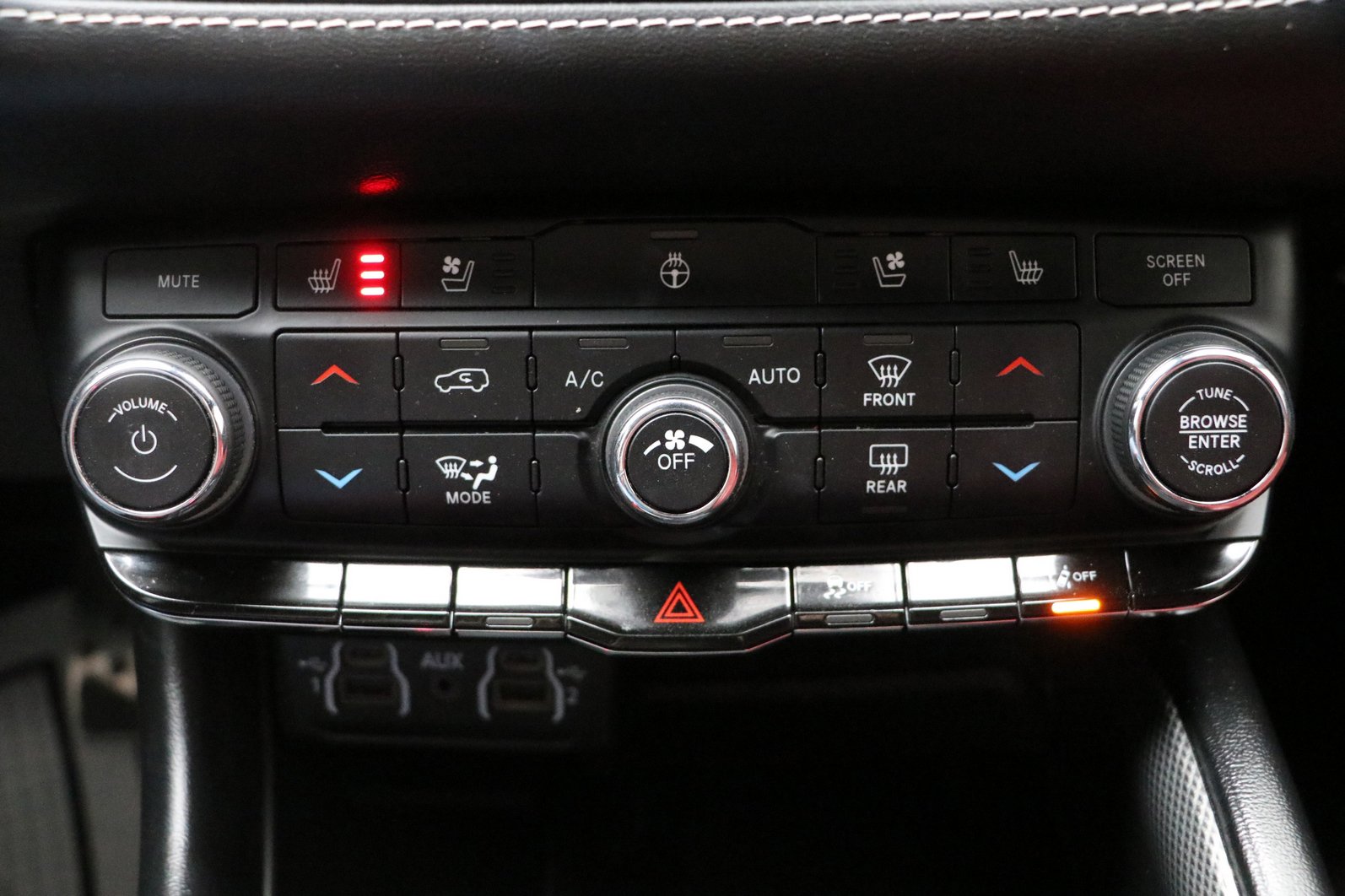 Used 2021 Dodge Durango SRT Hellcat w/ Technology Group AWD/4WD image 22