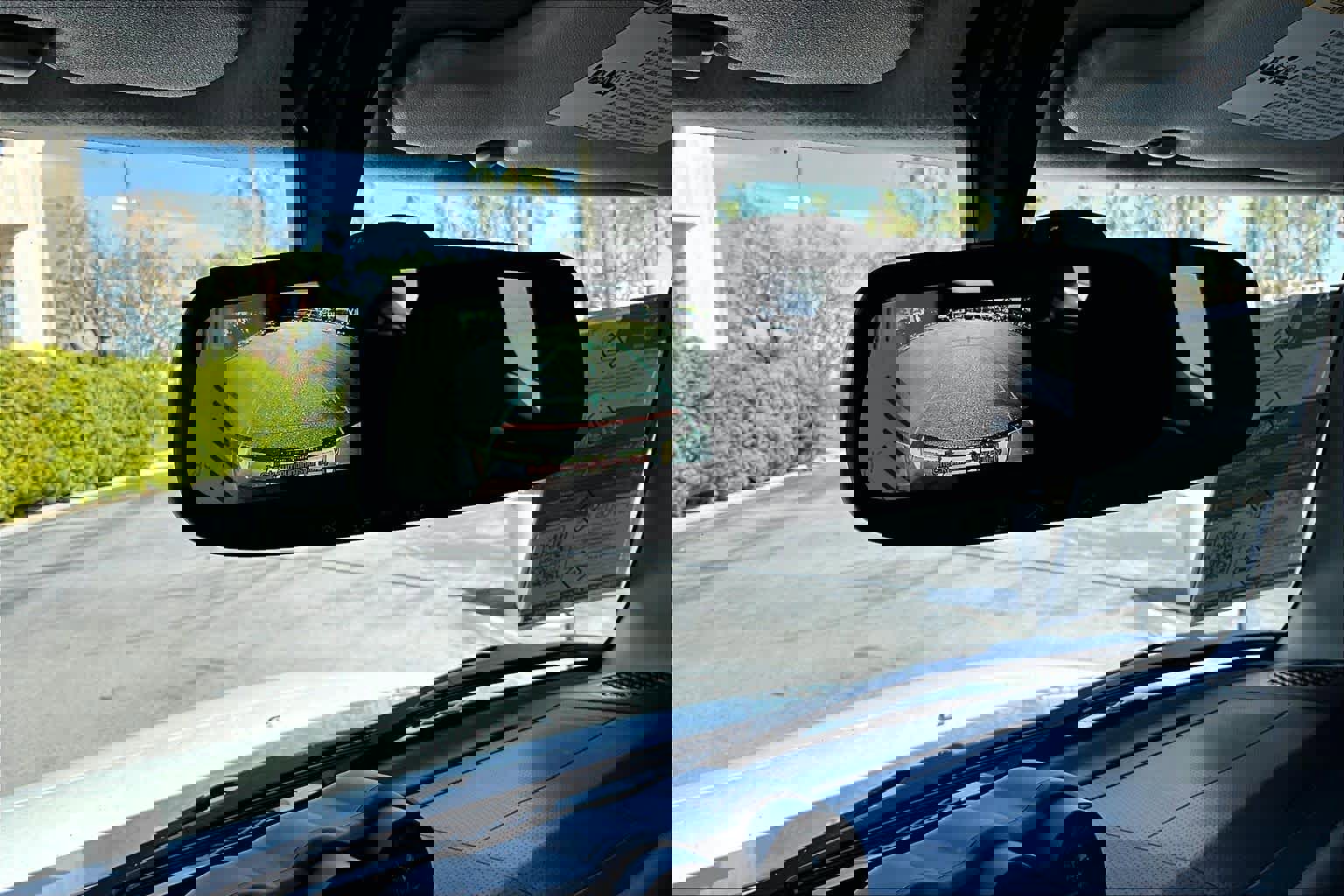 Used 2014 Toyota FJ Cruiser 4WD w/ Upgrade Package image 25