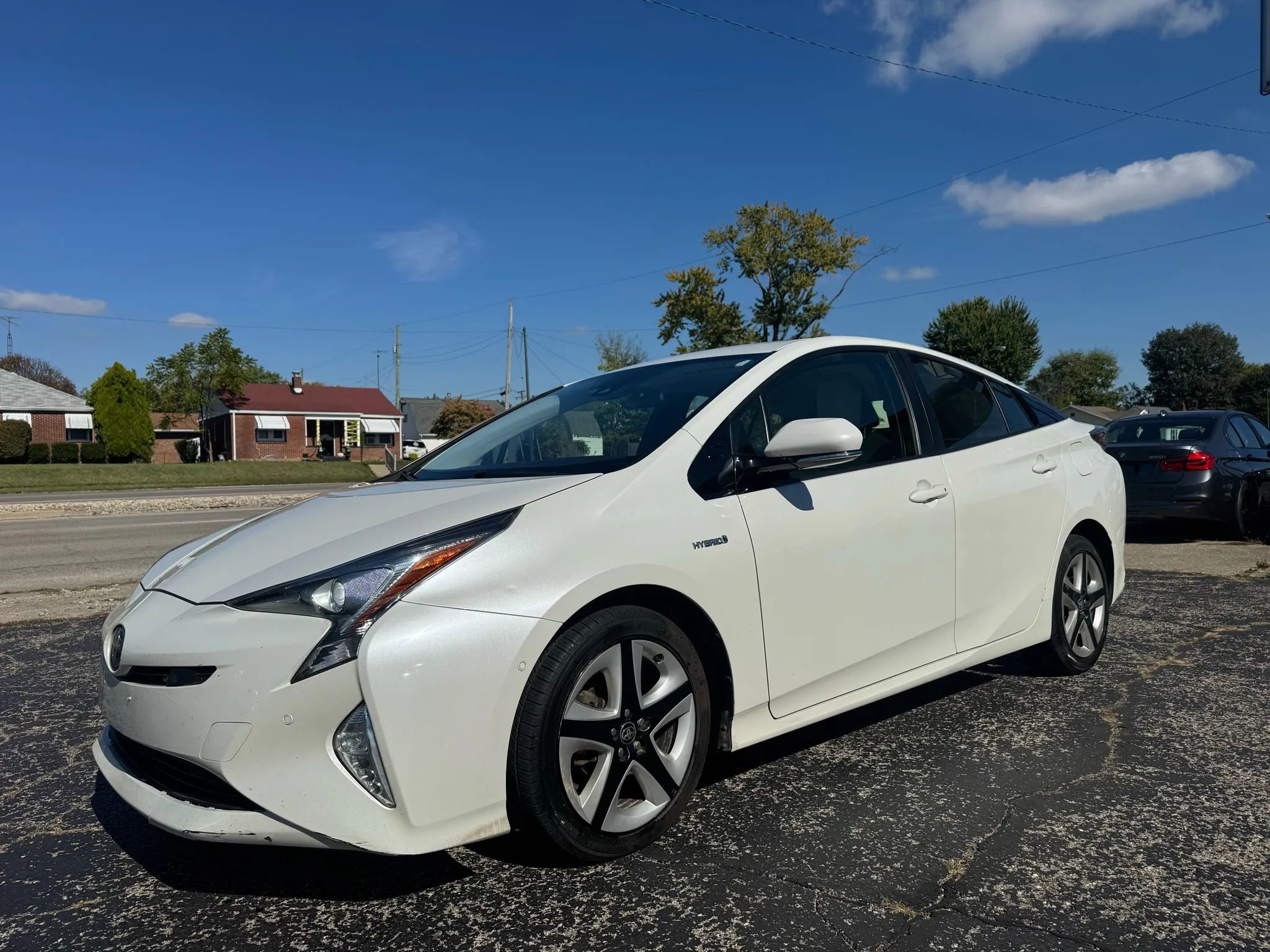Used 2018 Toyota Prius Three Touring image 4