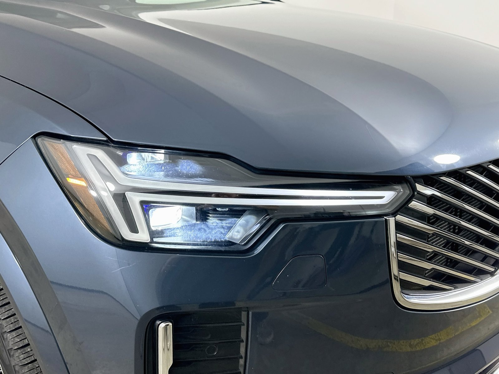 Certified 2026 Volvo XC90 B6 Ultra AWD/4WD image 9