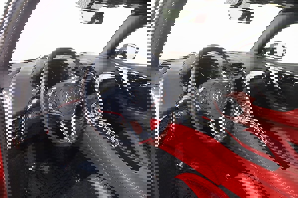 Used 2017 Acura NSX image 32