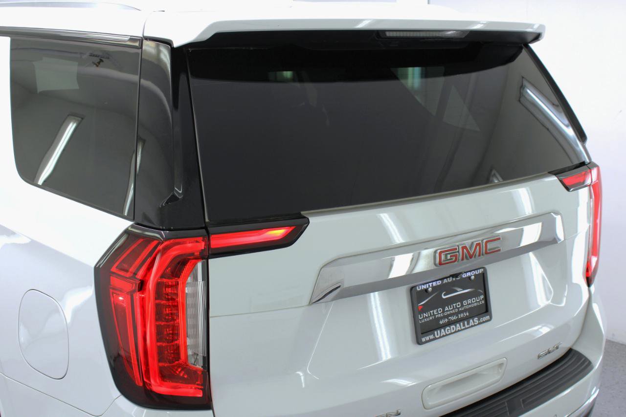 Used 2022 GMC Yukon SLT w/ SLT Premium Package image 19