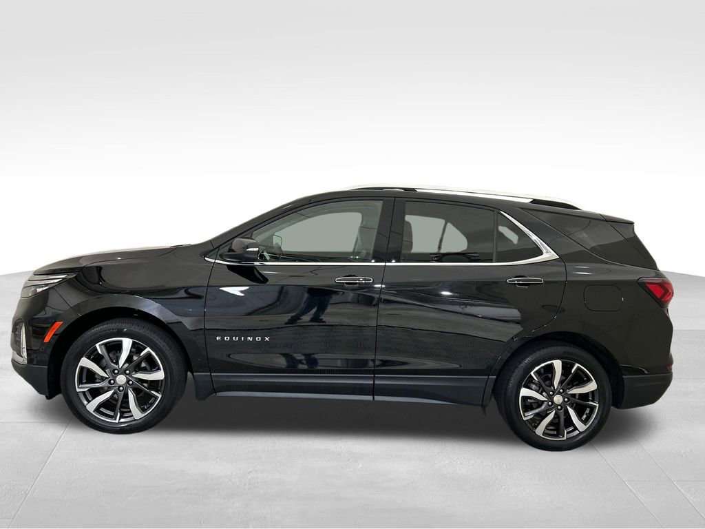 Used 2023 Chevrolet Equinox Premier image 2