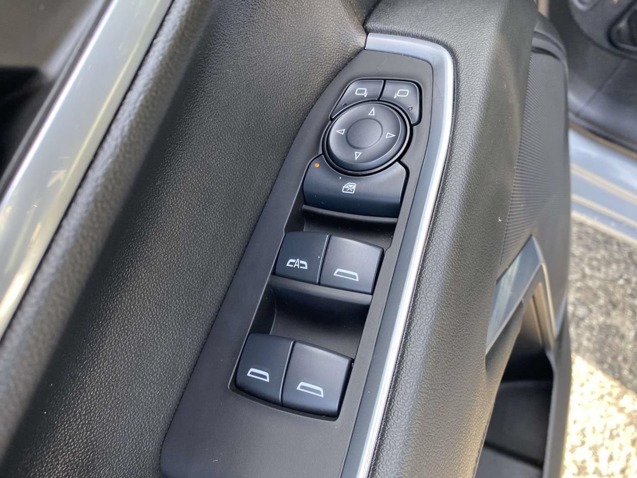 Used 2024 GMC Sierra 1500 Elevation AWD/4WD image 18