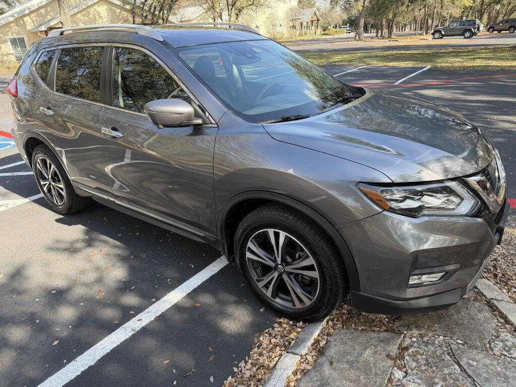 Used 2017 Nissan Rogue SL w/ SL Premium Package FWD image 7