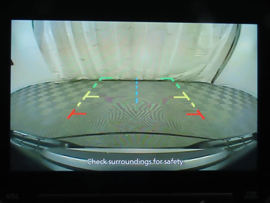 Used 2022 Nissan Frontier SV image 15