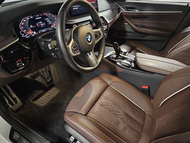 Certified 2023 BMW M550i xDrive AWD/4WD image 10