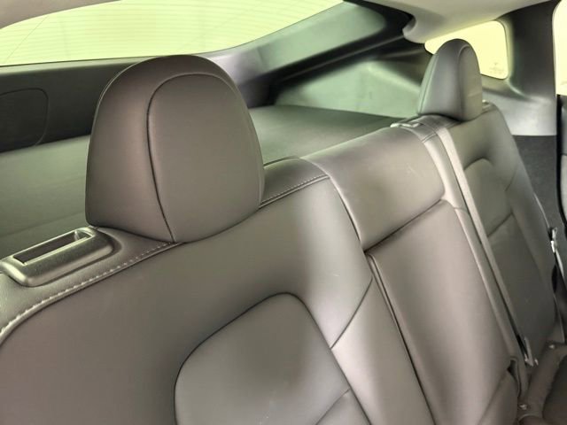 Used 2024 Tesla Model Y Long Range AWD/4WD image 28