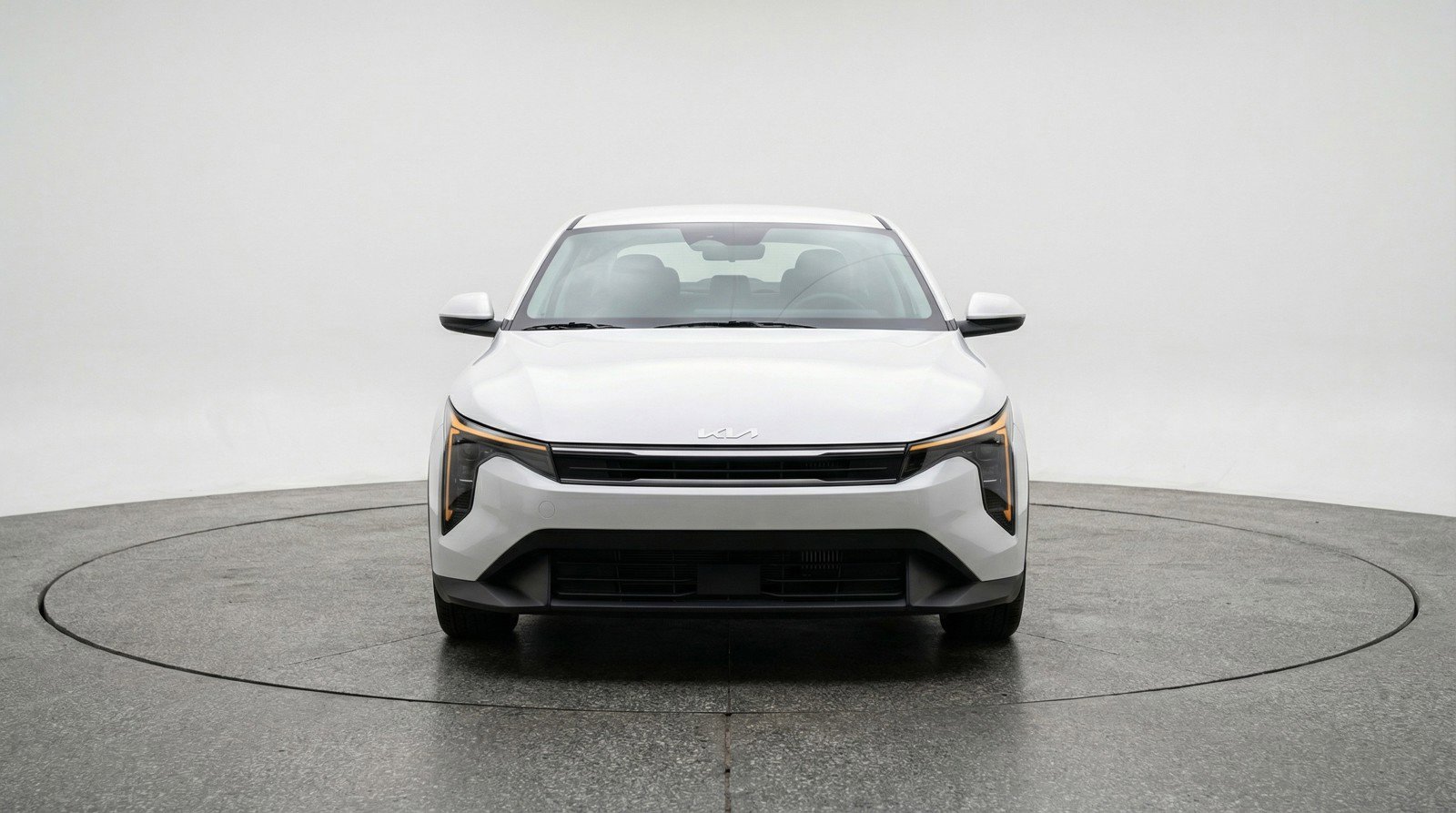 Used 2025 Kia K4 LXS image 2