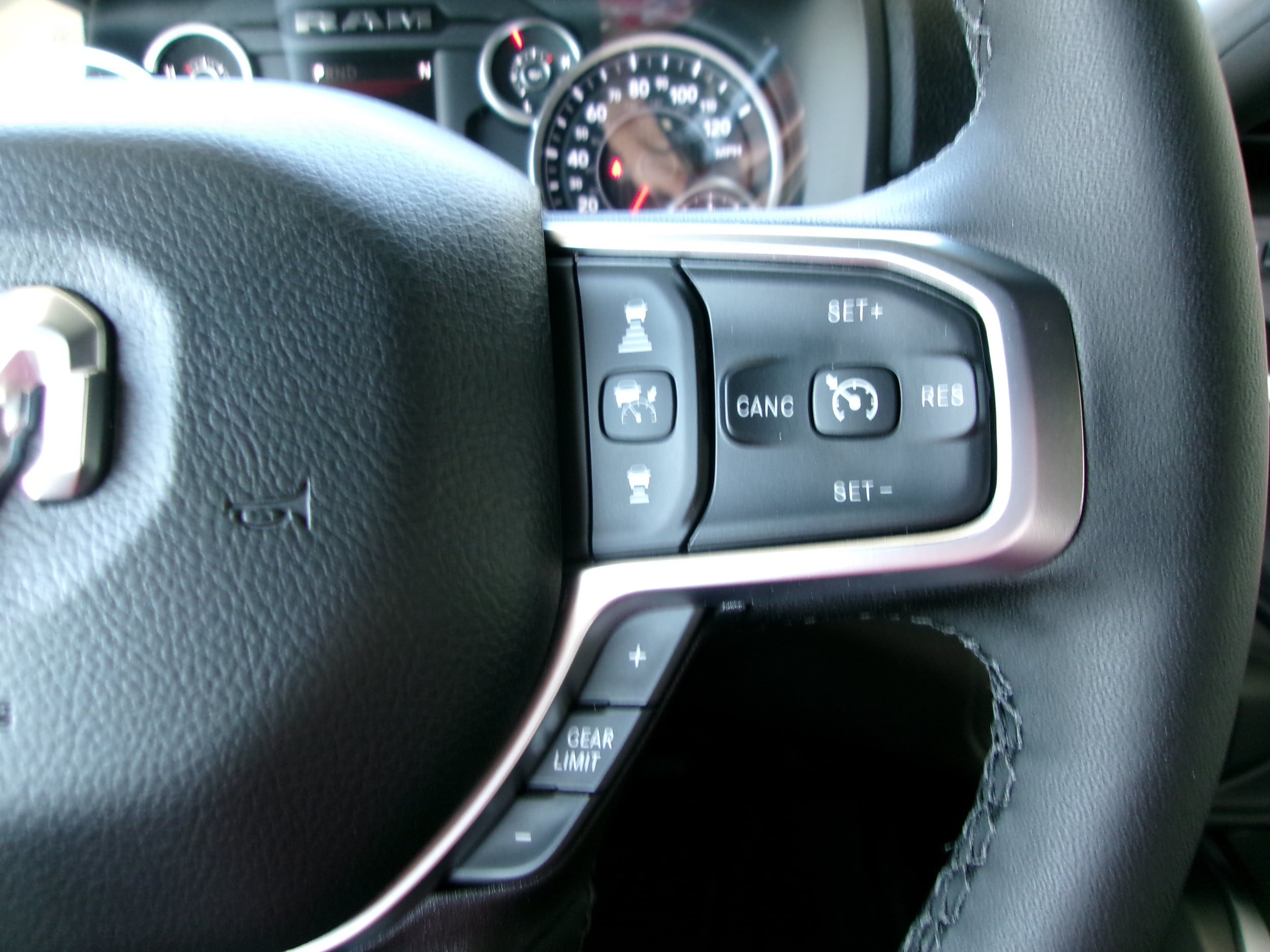 New 2026 RAM 2500 Big Horn AWD/4WD image 10