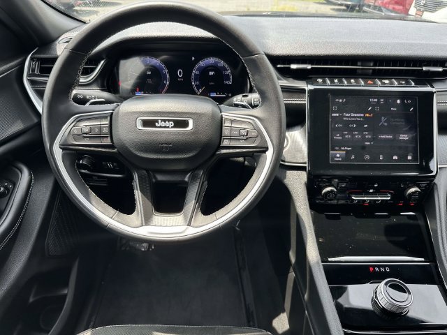 Used 2023 Jeep Grand Cherokee L Laredo AWD/4WD image 3