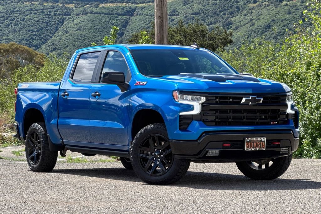 Certified 2022 Chevrolet Silverado 1500 LT Trail Boss w/ Convenience Package II AWD/4WD image 2