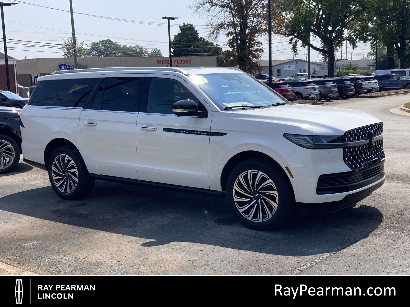 New 2025 Lincoln Navigator L Black Label image 1