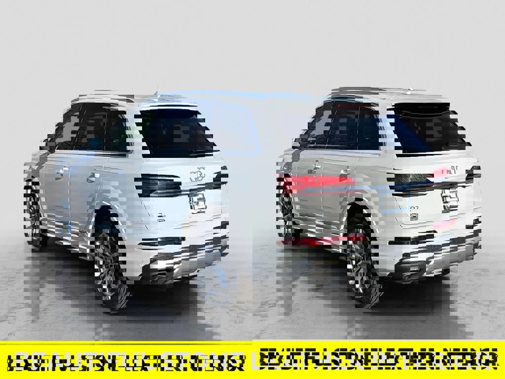 Used 2025 Audi Q7 3.0T Premium Plus image 3