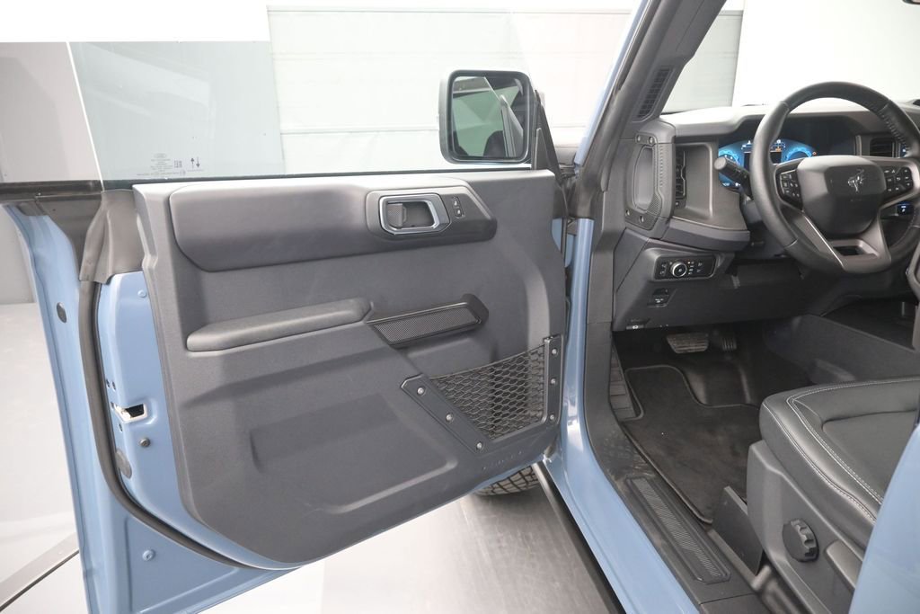 Used 2025 Ford Bronco Badlands AWD/4WD image 14