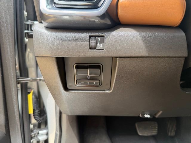 Used 2024 GMC Canyon AT4 w/ AT4 Premium Package AWD/4WD image 35