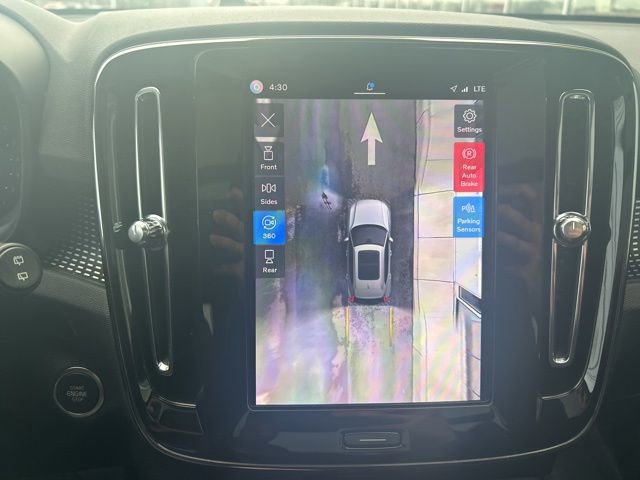 Certified 2025 Volvo XC40 B5 Plus image 24