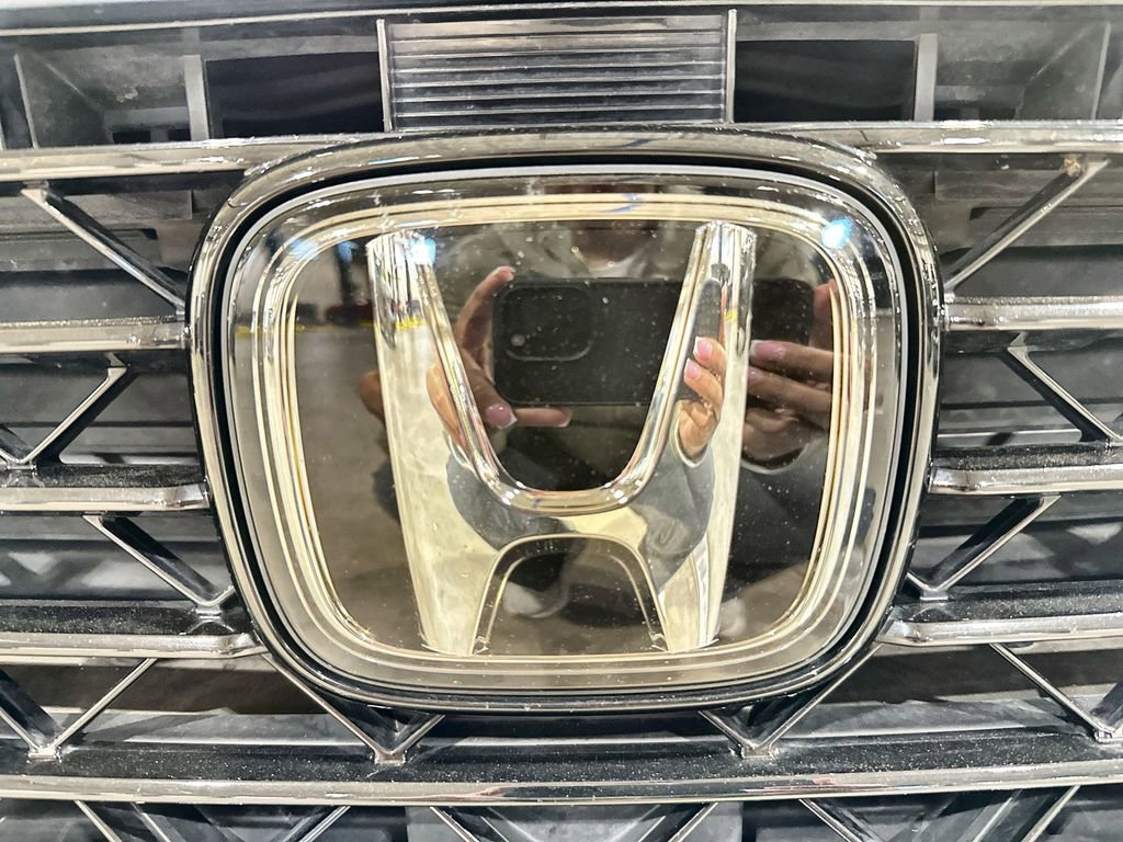 Used 2023 Honda Accord EX image 27