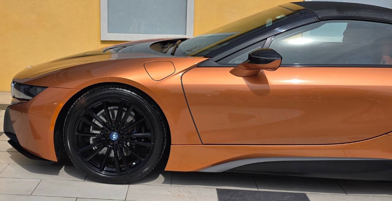 Used 2019 BMW i8 Roadster image 8