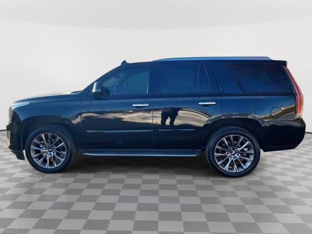 Used 2020 Cadillac Escalade Luxury w/ Escalade Sport Edition image 3