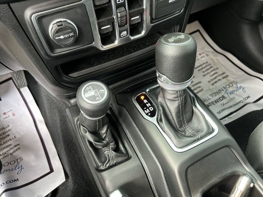 Used 2021 Jeep Wrangler Unlimited Sport image 25