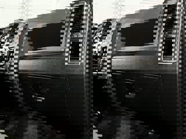 Used 2016 RAM 3500 Tradesman w/ Popular Equipment Group image 23