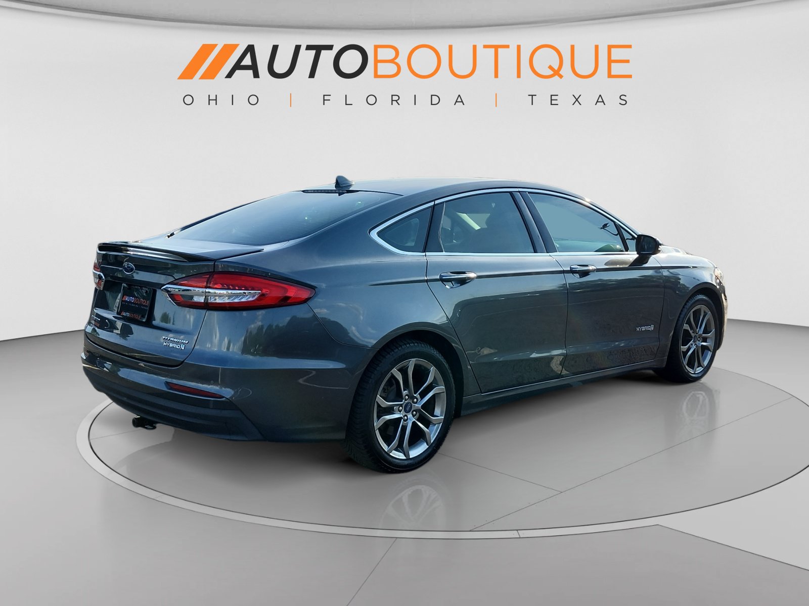 Used 2019 Ford Fusion Titanium FWD image 6