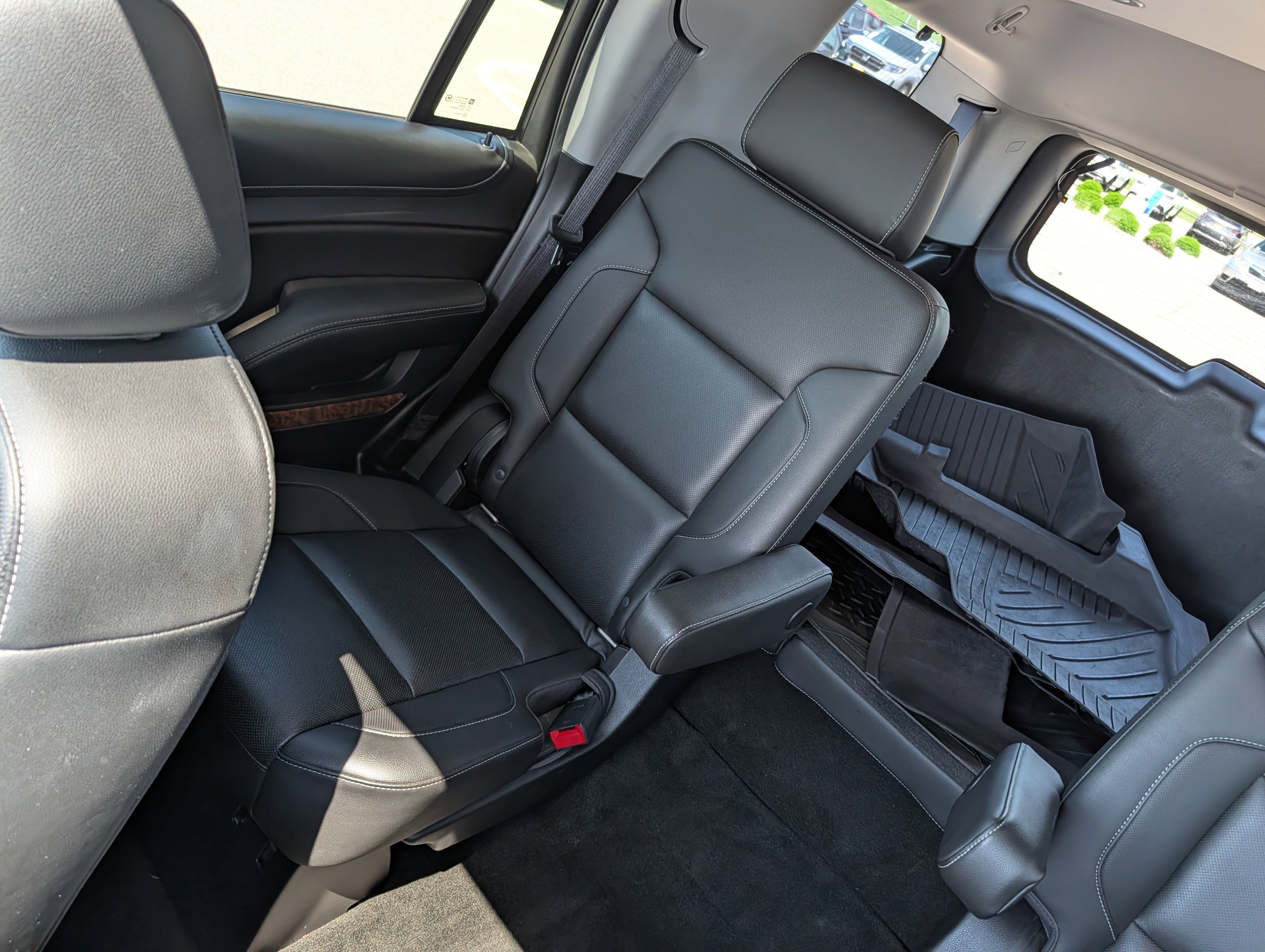 Used 2018 Chevrolet Tahoe Premier w/ Max Trailering Package AWD/4WD image 12