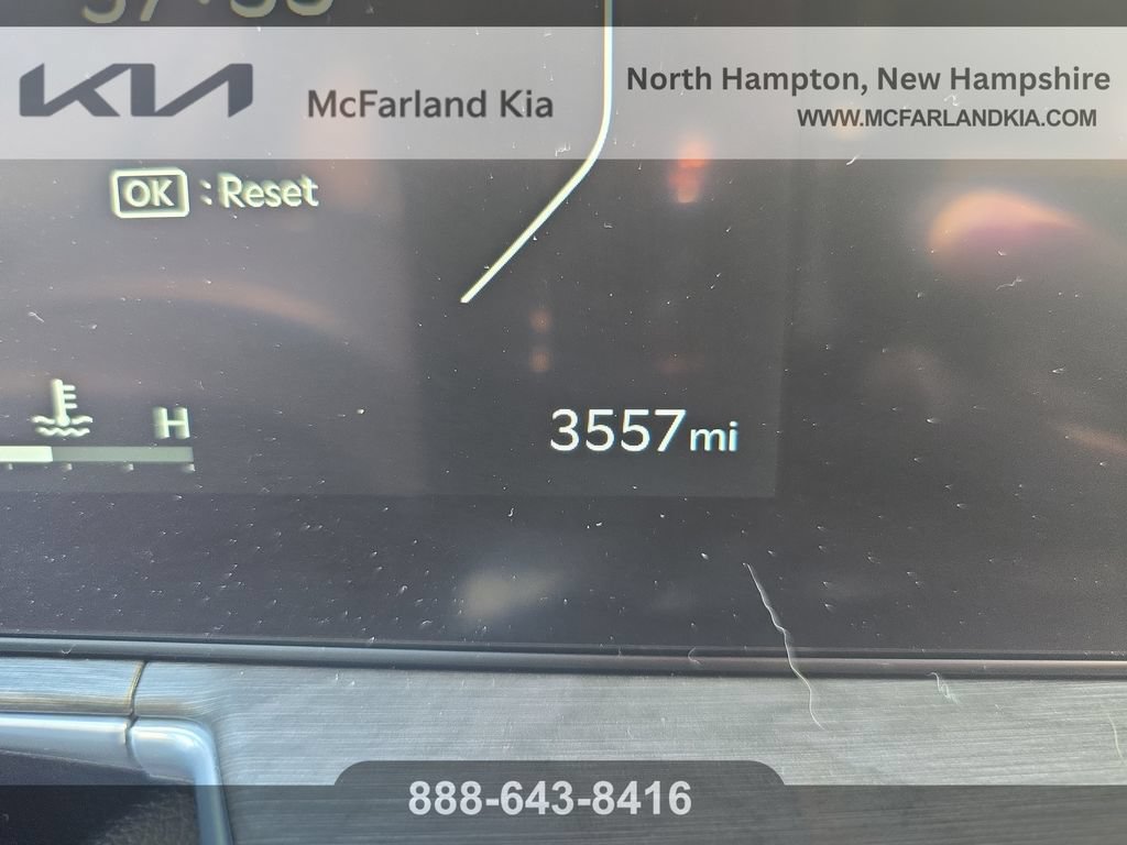 New 2025 Kia Sorento SX Prestige AWD/4WD image 17