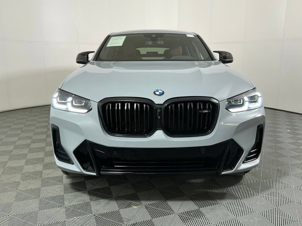 Certified 2024 BMW X4 M40i w/ Premium Package AWD/4WD image 3