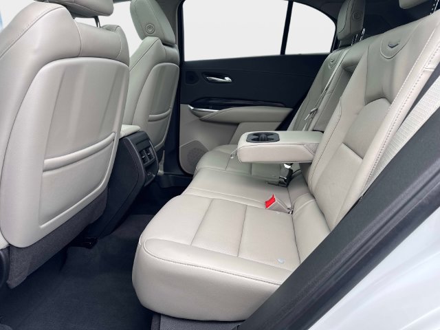 Used 2021 Cadillac XT4 Premium Luxury AWD/4WD image 11