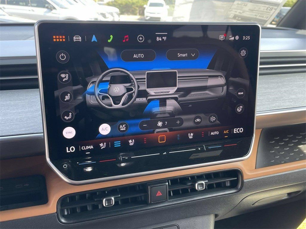 New 2025 Volkswagen ID. Buzz Pro S RWD image 31